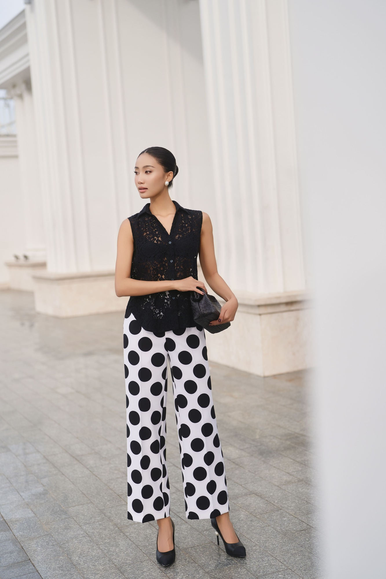 Quần ống suông cotton blend bi đen - Hình ảnh 2