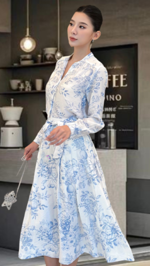 Áo sơmi tơ sống hoa xanh