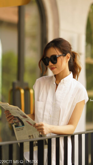 Áo sơmi tay liền trắng