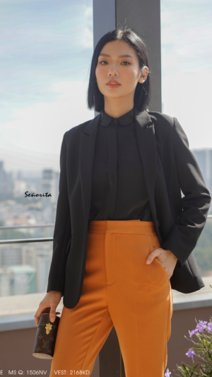 Áo vest đen