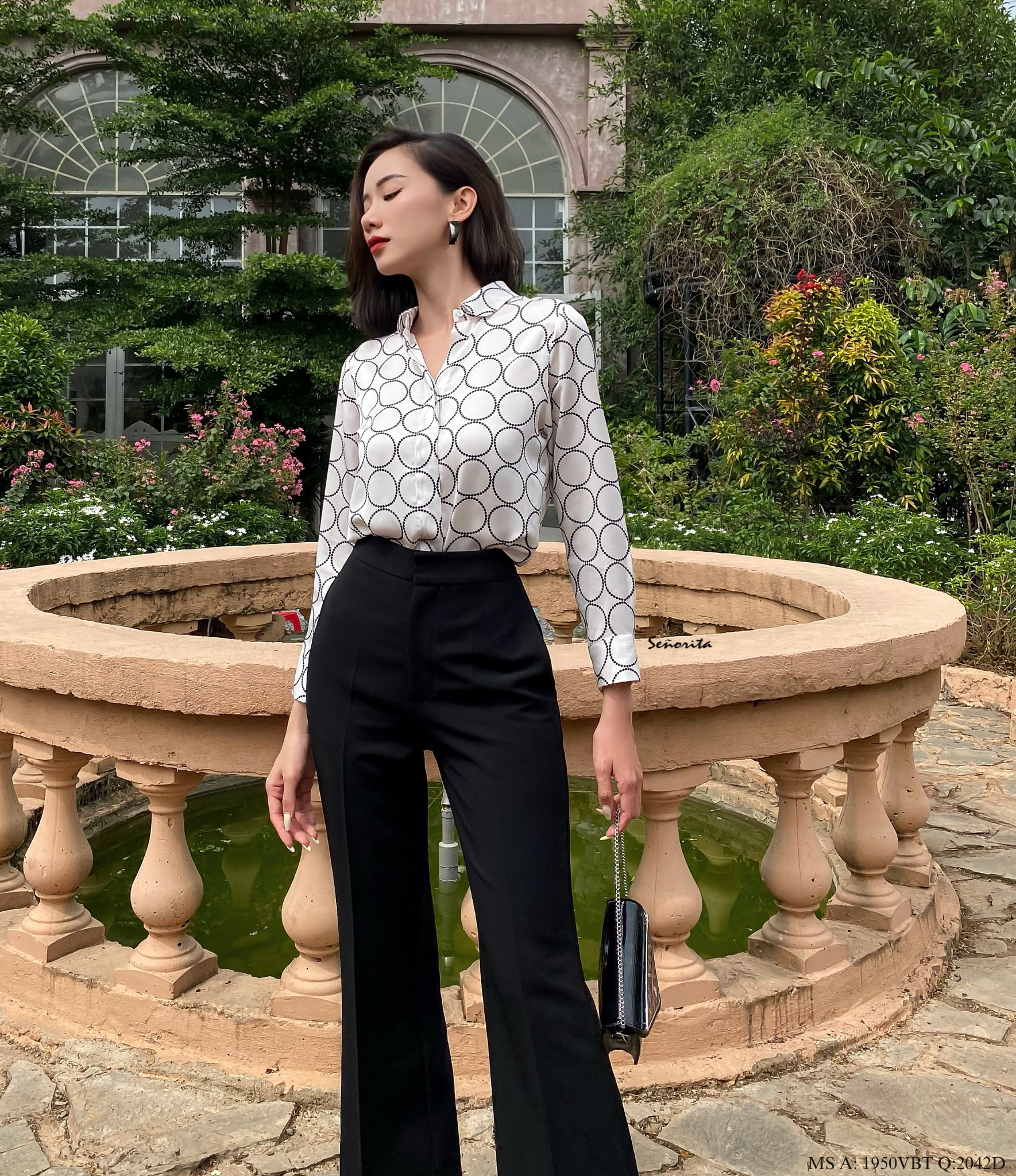 Áo sơmi họa tiết tròn