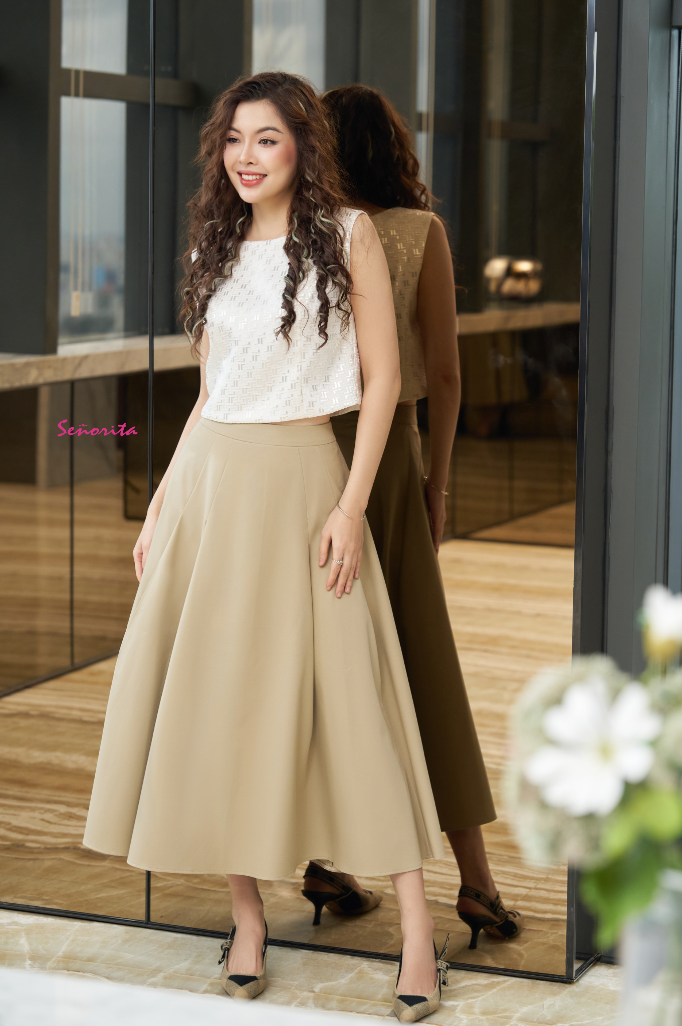 Áo croptop dây kéo sau - Hình ảnh 4