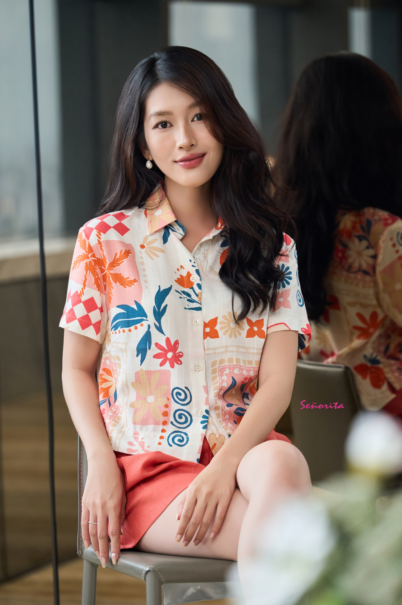 Áo sơmi ngắn tay họa tiết cam - Hình ảnh 4