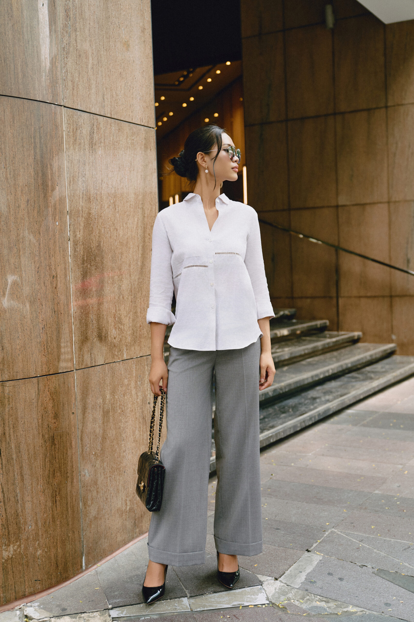 Áo linen phối ren xám - Hình ảnh 5