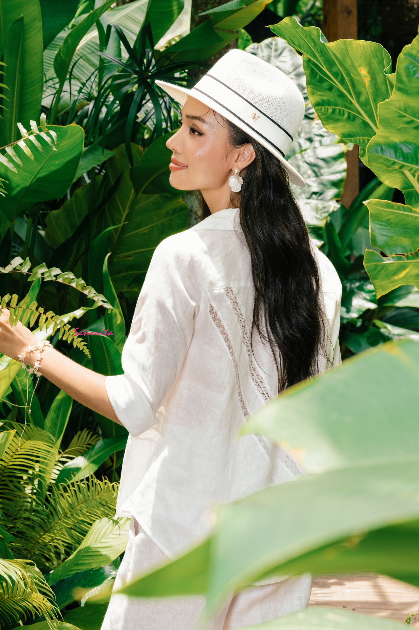 Áo sơmi linen phối ren trắng - Hình ảnh 4