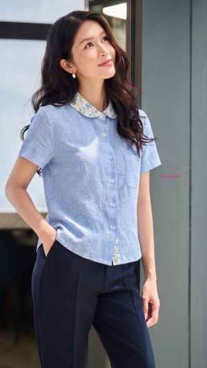 Áo cổ sen tay ngắn phối hoa