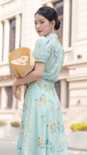 Áo cổ sen tay ngắn hoa xanh